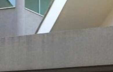 Imagem: A casa em condomínio possui 4 Dormitórios, 5 Banheiros, 4