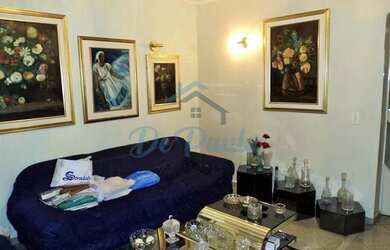 Imagem: A casa possui 3 Dormitórios, 4 Banheiros, 1 Vaga na garagem