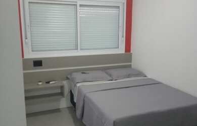 Imagem: A kitnet possui 1 Dormitório, 1 Banheiro, 1 Vaga na garagem