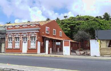 Imagem: A casa possui 5 Dormitórios, 5 Banheiros, 5 Vagas na garagem