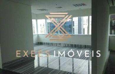 Imagem: O depósito possui 5 Vagas na garagem, 246m² de Área e está