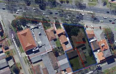 Imagem: O terreno possui 2194m² de Área e está localizado em Tarumã