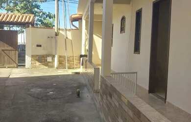 Imagem 4: Casa na praia de itaipuacu