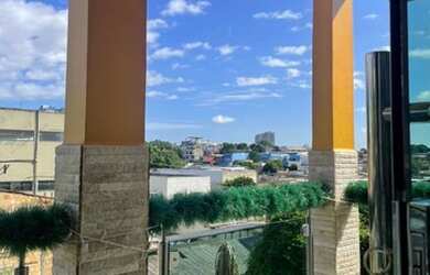 Imagem: O apartamento possui 1 Dormitório e está localizado em Praça