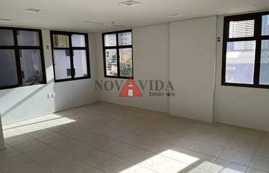 Imagem: O depósito possui 1 Vaga na garagem, 40m² de Área e está