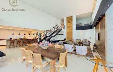 Imagem: A casa possui 3 Dormitórios, 5 Banheiros, 5 Vagas na garagem