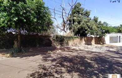 Imagem: O terreno possui 448m² de Área e está localizado em Jardim