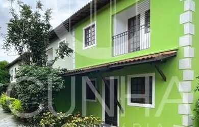 Imagem: A casa possui 3 Dormitórios, 3 Banheiros, 1 Vaga na garagem