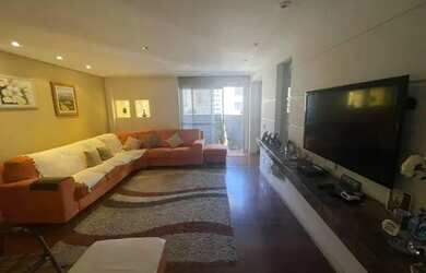 Imagem: O apartamento possui 4 Dormitórios, 4 Banheiros, 2 Vagas na