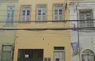 Imagem: A casa possui 3 Dormitórios, 4 Banheiros, 2 Vagas na garagem