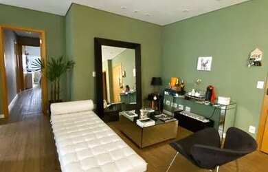 Imagem: O apartamento possui 3 Dormitórios, 4 Banheiros, 2 Vagas na