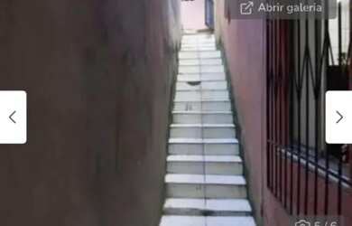 Imagem: A casa possui 3 Dormitórios, 1 Banheiro, 50m² de Área e