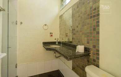 Imagem: Casa com 5 dormitórios à venda, 220 m² por R$ 1.500.000,00