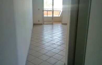 Imagem: O apartamento possui 1 Dormitório, 2 Banheiros, 1 Vaga na garagem