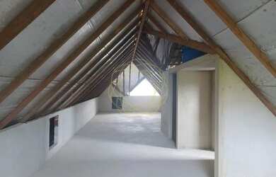 Imagem: A casa em condomínio possui 4 Dormitórios, 5 Banheiros, 2