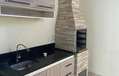 Imagem: A casa em condomínio possui 3 Dormitórios, 2 Banheiros, 2