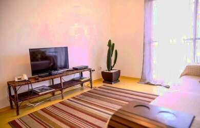 Imagem: O studio possui 1 Dormitório, 1 Banheiro, 1 Vaga na garagem