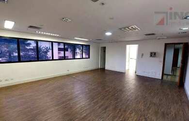 Imagem: O depósito possui 1 Vaga na garagem, 62m² de Área e está