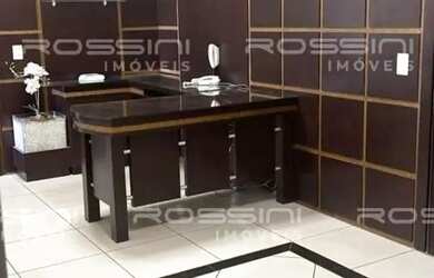 Imagem: O depósito possui 1 Vaga na garagem, 82m² de Área e está