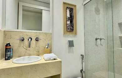 Imagem 15: Apartamento com 2 quartos á venda, 70 m² por R$ 1.850.000