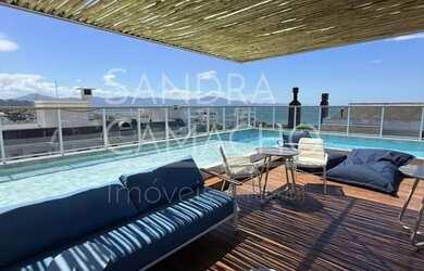 Imagem: O apartamento possui 3 Dormitórios, 2 Banheiros, 2 Vagas na