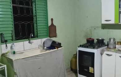 Imagem 10: Vende se casa em Paracatu MG no urgente caso de doença para fazer uma...