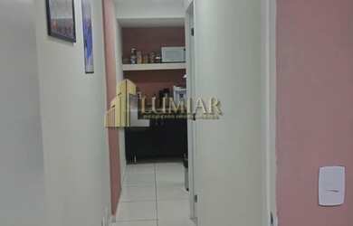 Imagem: O depósito possui 1 Vaga na garagem, 32m² de Área e está