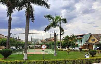Imagem: A casa possui 4 Dormitórios, 4 Banheiros, 3 Vagas na garagem