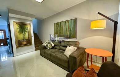 Imagem: A casa possui 2 Dormitórios, 2 Banheiros, 1 Vaga na garagem