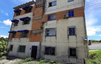 Imagem: O apartamento possui 2 Dormitórios e 1 Banheiro e está localizado