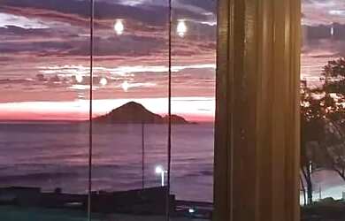 Imagem: O apartamento na cobertura possui 3 Dormitórios, 5 Banheiros