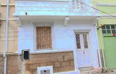 Imagem: A casa possui 2 Dormitórios, 3 Banheiros, 140m² de Área e