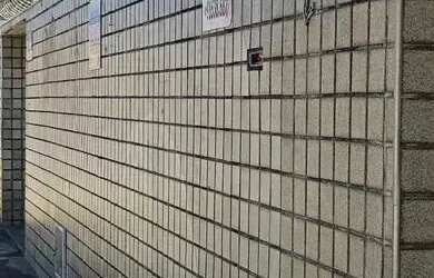 Imagem: A casa possui 3 Dormitórios, 3 Banheiros, 5 Vagas na garagem