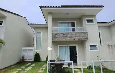 Imagem: A casa em condomínio possui 3 Dormitórios, 3 Banheiros, 2