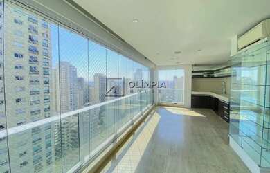 Imagem: O apartamento possui 4 Dormitórios, 4 Banheiros, 4 Vagas na