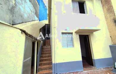 Imagem: A casa possui 2 Dormitórios, 2 Banheiros, 132m² de Área e