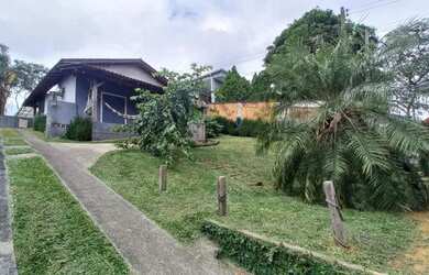 Imagem: A casa possui 2 Dormitórios, 1 Banheiro, 1 Vaga na garagem