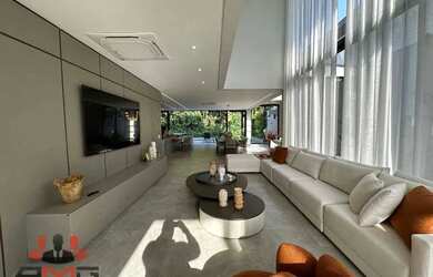 Imagem: A casa possui 5 Dormitórios, 5 Banheiros, 5 Vagas na garagem