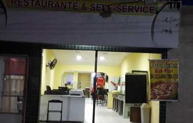 Imagem: A casa possui 3 Dormitórios, 3 Banheiros, 256m² de Área e