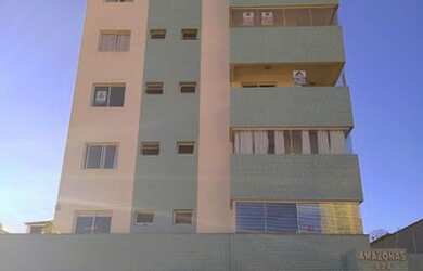 Imagem: O apartamento possui 4 Dormitórios, 2 Banheiros, 3 Vagas na