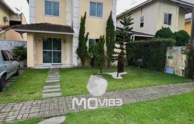 Imagem: A casa em condomínio possui 4 Dormitórios, 4 Banheiros, 2