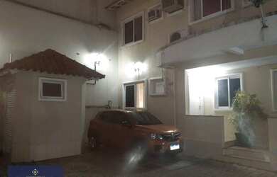 Imagem: A casa em condomínio possui 3 Dormitórios, 2 Banheiros, 1