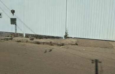 Imagem: A casa possui 4 Dormitórios, 2 Banheiros, 2 Vagas na garagem