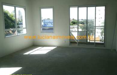 Imagem: O depósito possui 5 Vagas na garagem, 162m² de Área e está