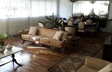 Imagem 1: 73300 Jardim América 187m2 úteis a rua mais charmosa de São Paulo