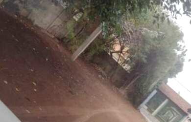 Imagem: A casa possui 5 Dormitórios, 4 Banheiros, 5 Vagas na garagem