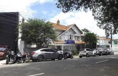 Imagem 2: Sobrado para aluguel e venda tem 214 metros quadrados - Jardim Paulista