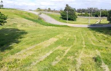 Imagem: O terreno possui 1m² de Área e está localizado em Kurumin