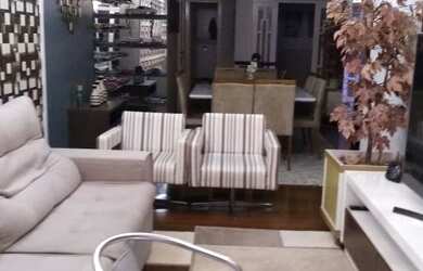 Imagem: O apartamento possui 4 Dormitórios, 1 Banheiro, 2 Vagas na