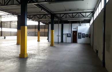 Imagem 4: LINDO GALPÃO BUTANTA VÃO LIVRE MAIS ESCRITÓRIO MAIS ESTACIONAMENTO !